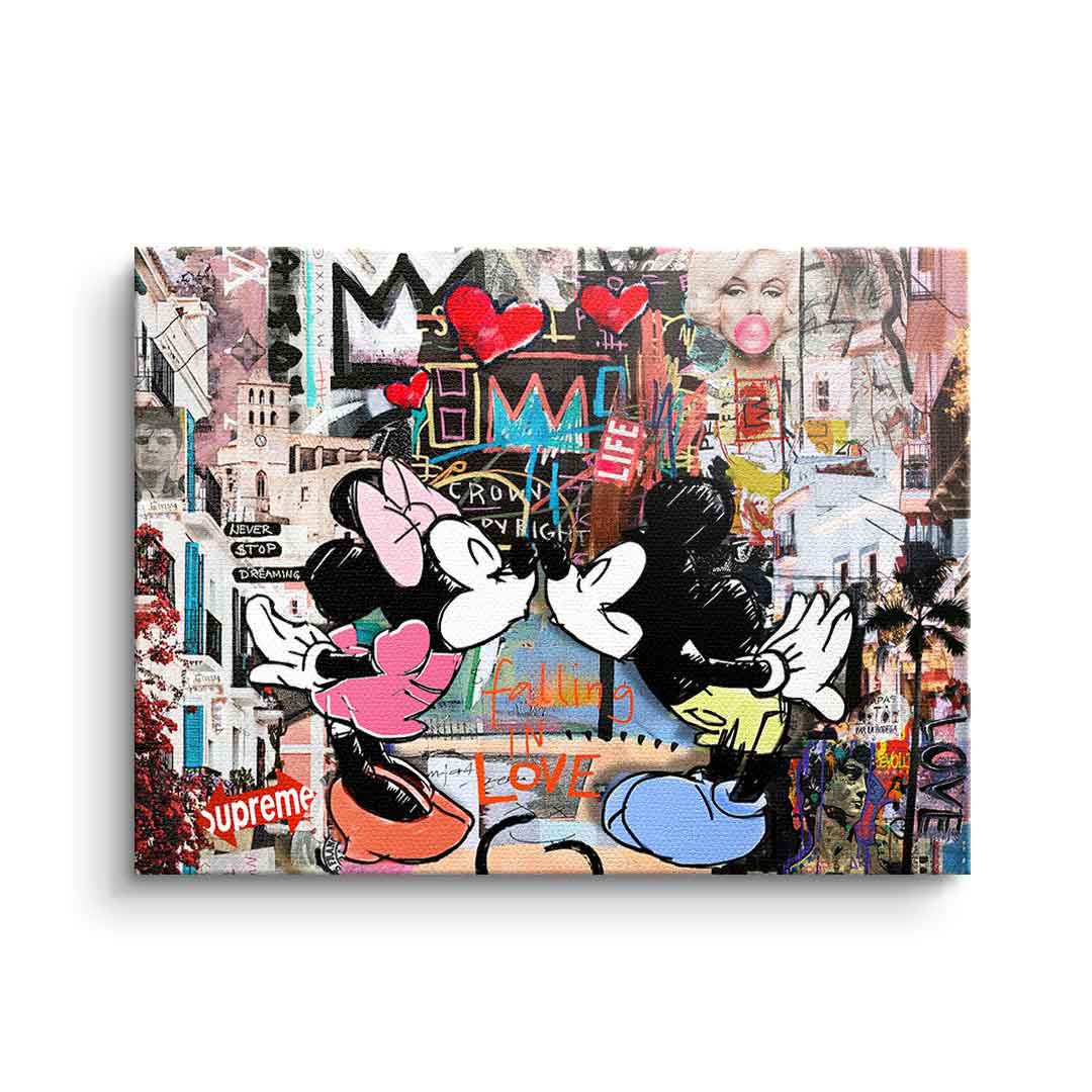 Canvas Kiss in Ibiza